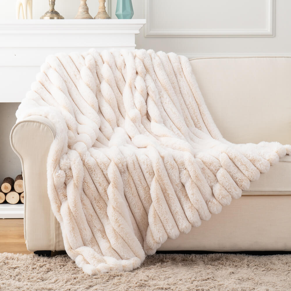 Chunky Stripe Faux Fur Blanket 2