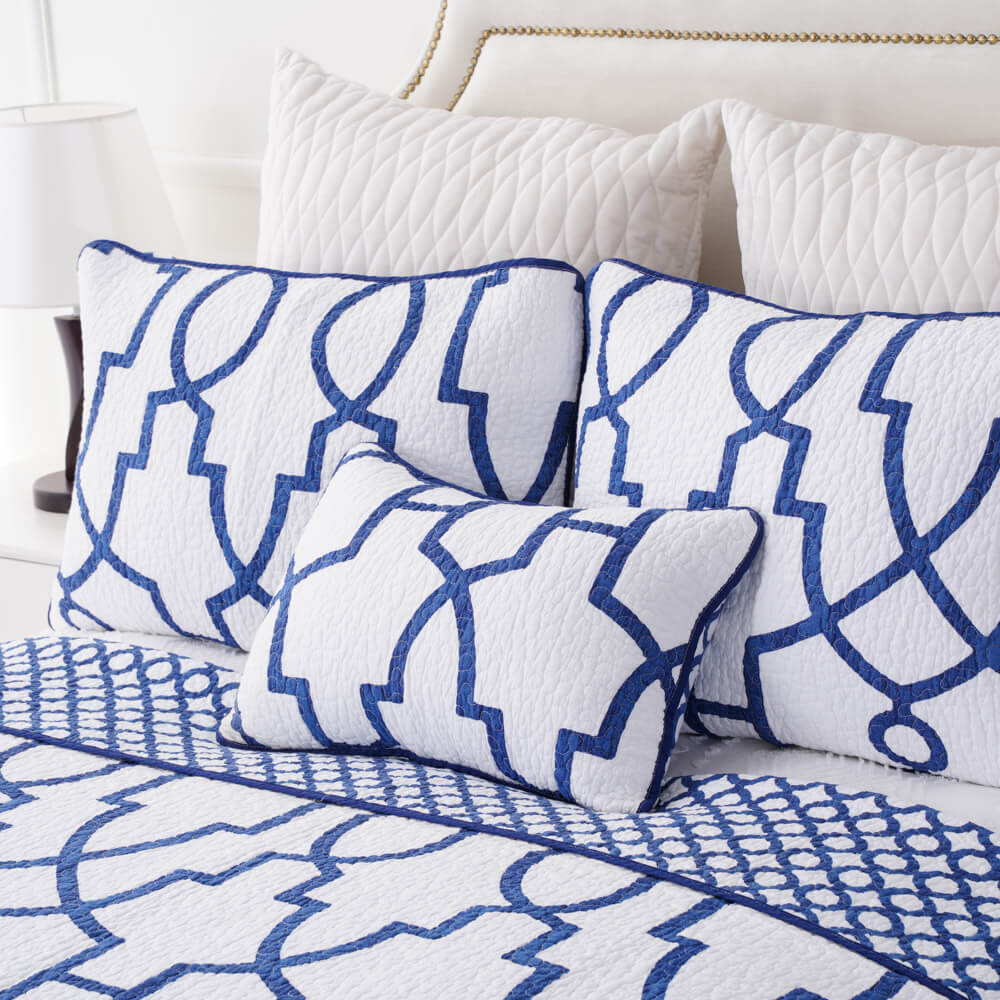 Geometrical printed Quilt Set 8 1