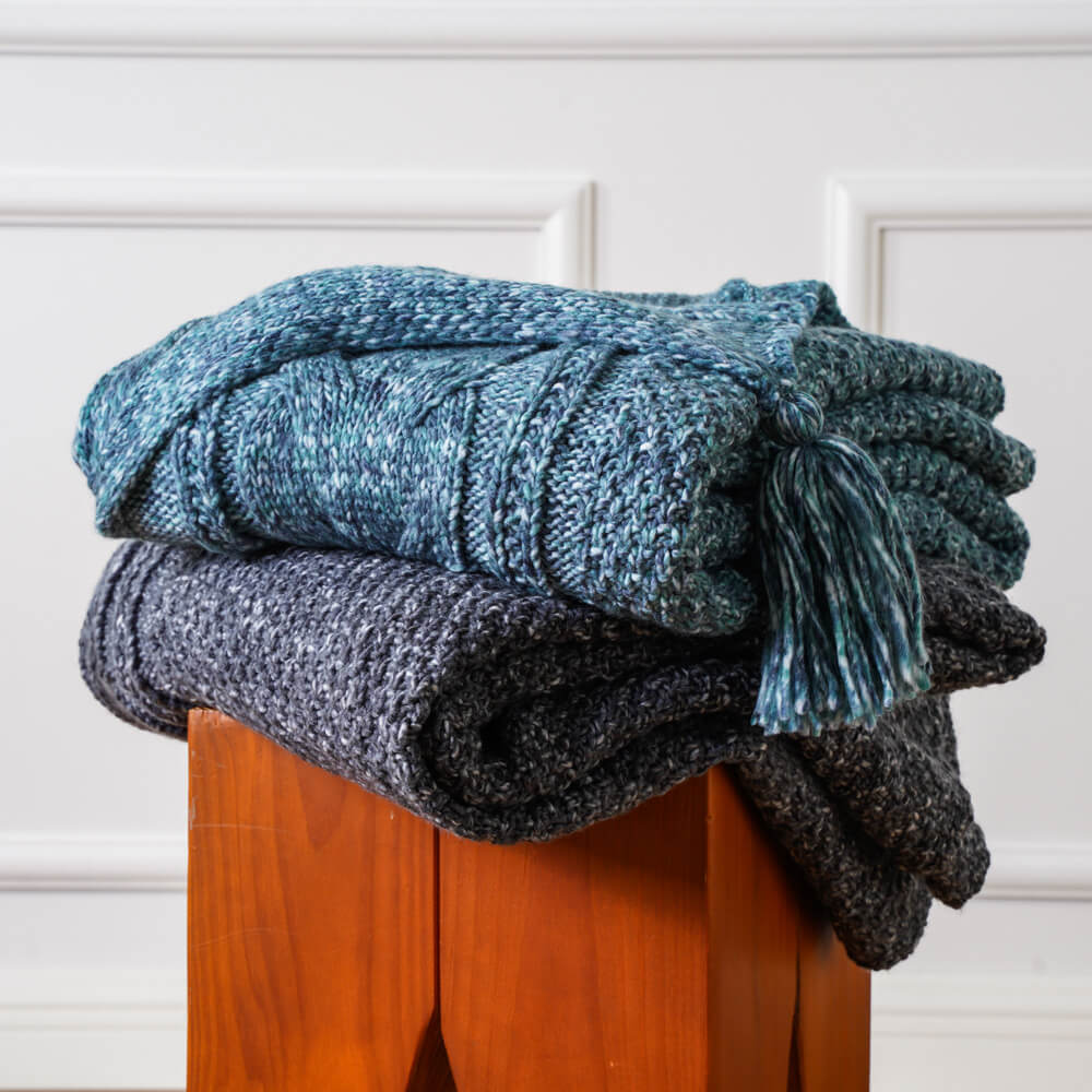 Heathered Recycle Knit Blanket with Tassels 6