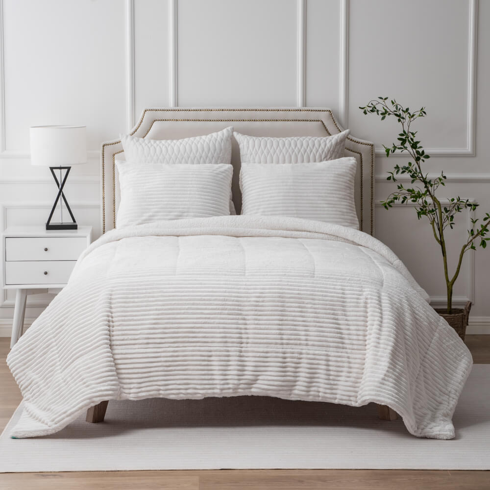 Jacquard Striped Flannel Sherpa Comforter set 10