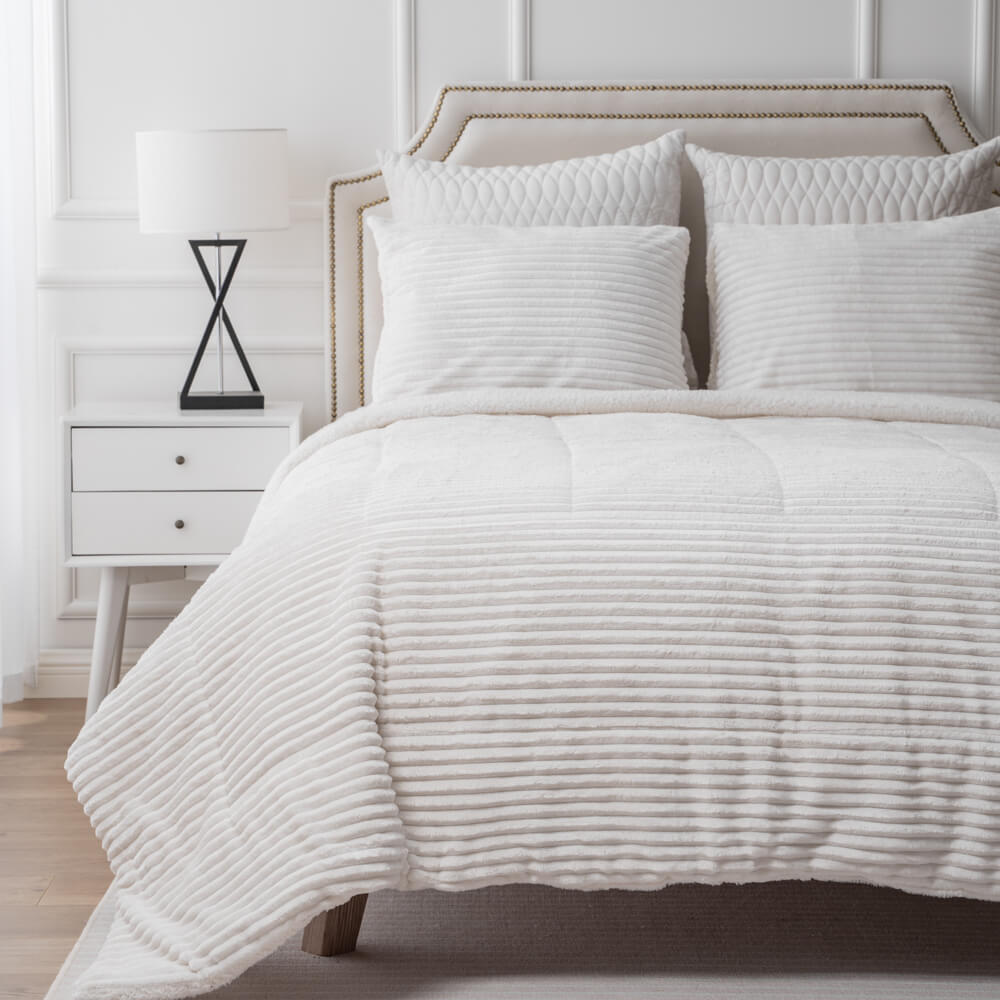 Jacquard Striped Flannel Sherpa Comforter set 11