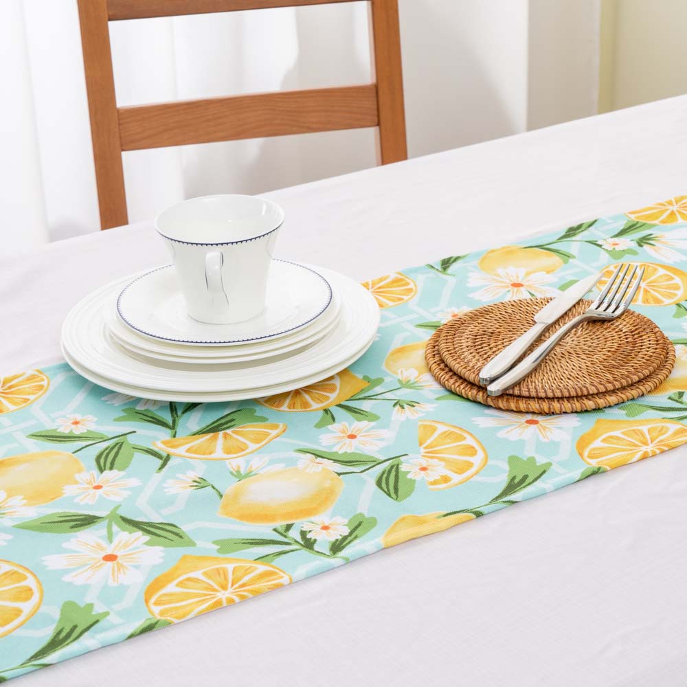 Lemons and Flowers Print Tablerunner 2