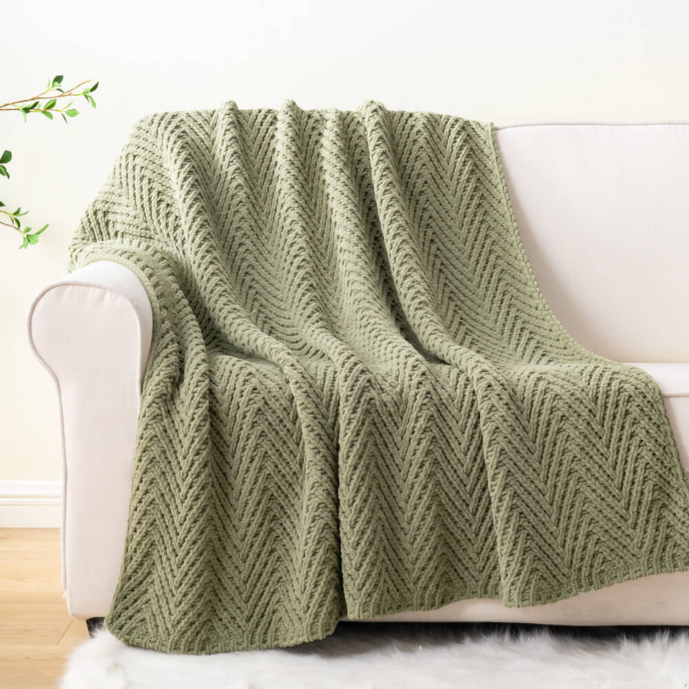 Zig zag Textured Chenille Knit Blanket 5