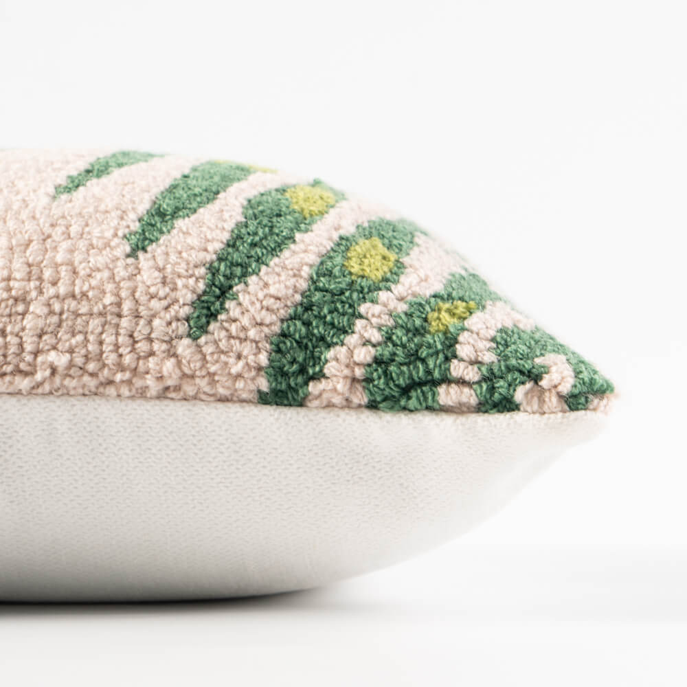 4 Corners Hand Hooked Wool Throw Pillow 1