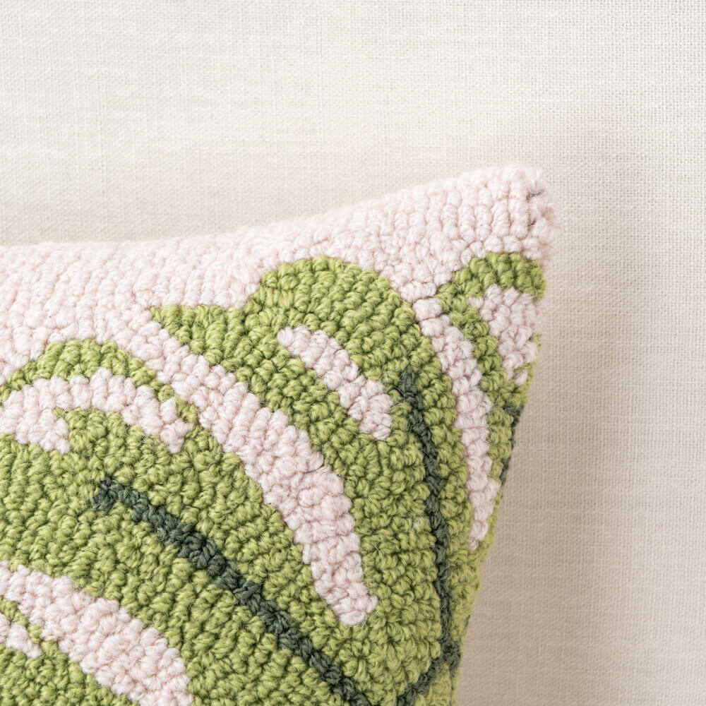 4 Corners Hand Hooked Wool Throw Pillow 3