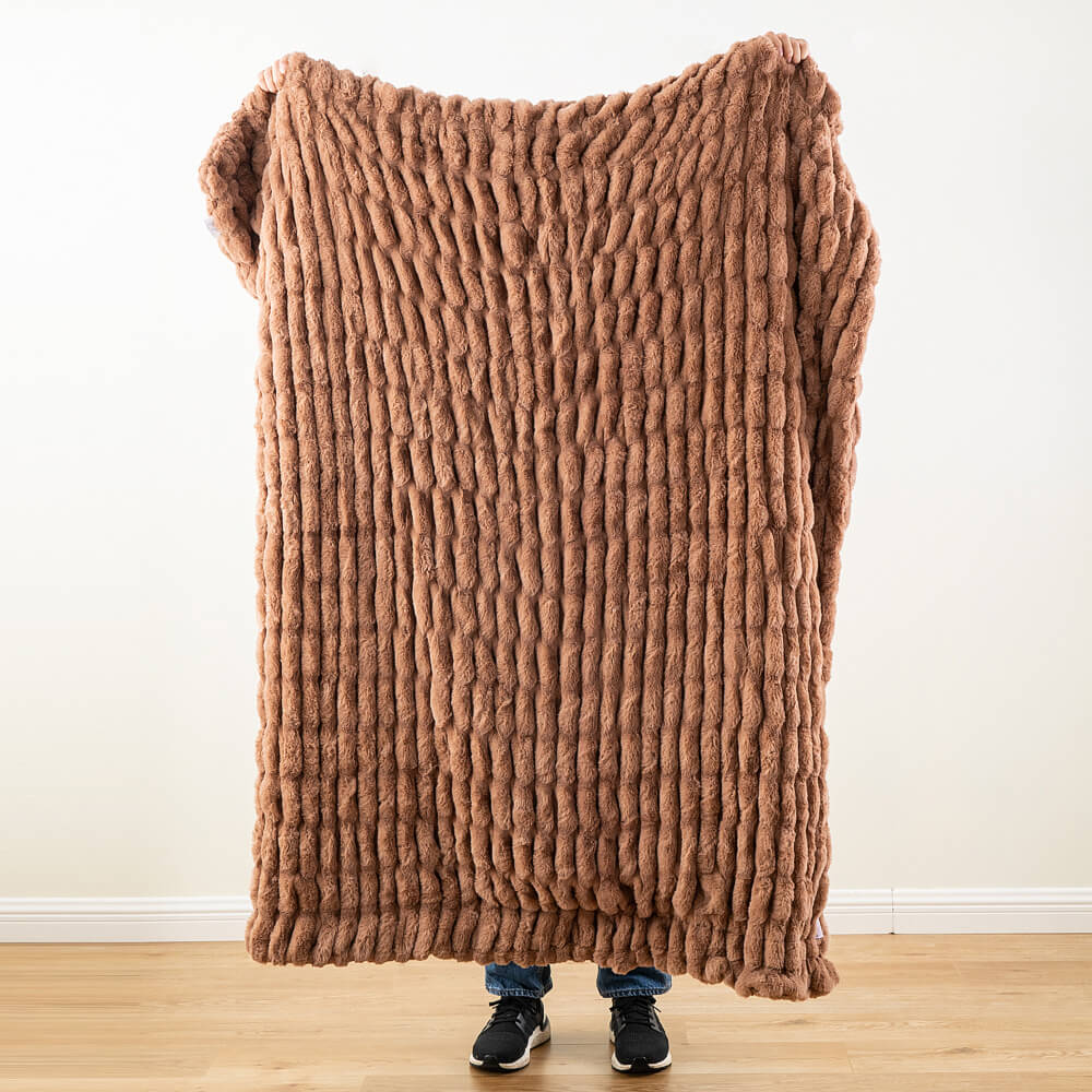 double sided ruched faux fur blanket 4