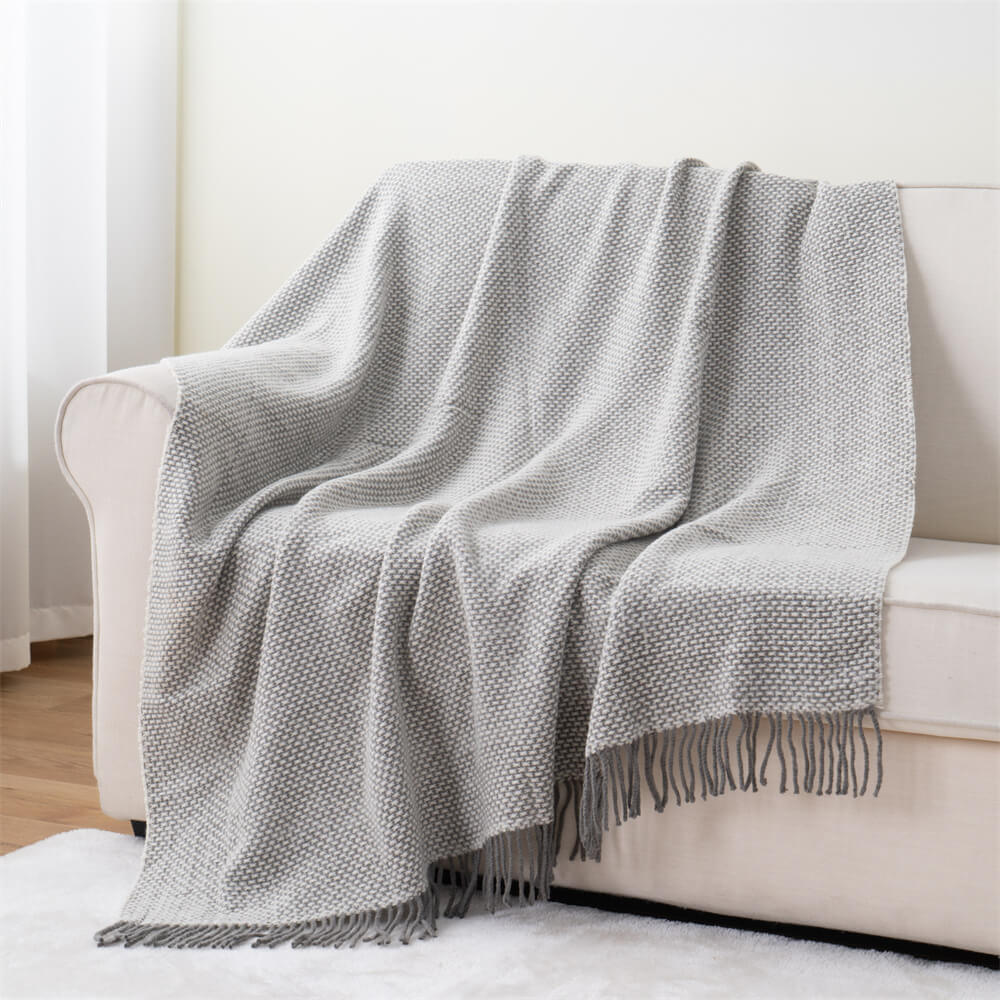 Eye-catching Wool Throw