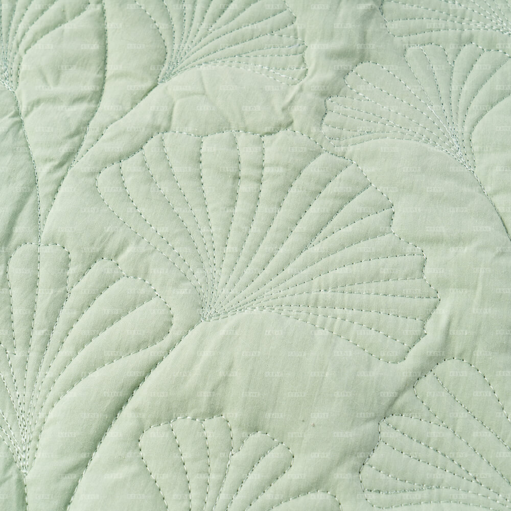 100 Organic Cotton Quilt 1