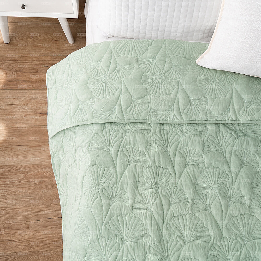 100 Organic Cotton Quilt 4