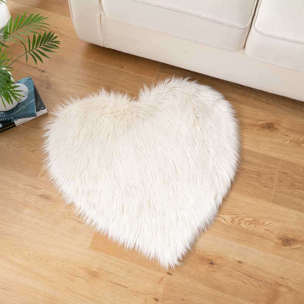 Heart Shaped Faux Fur RugSeat Cover 1
