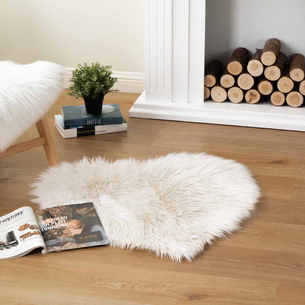 Heart Shaped Faux Fur RugSeat Cover 2