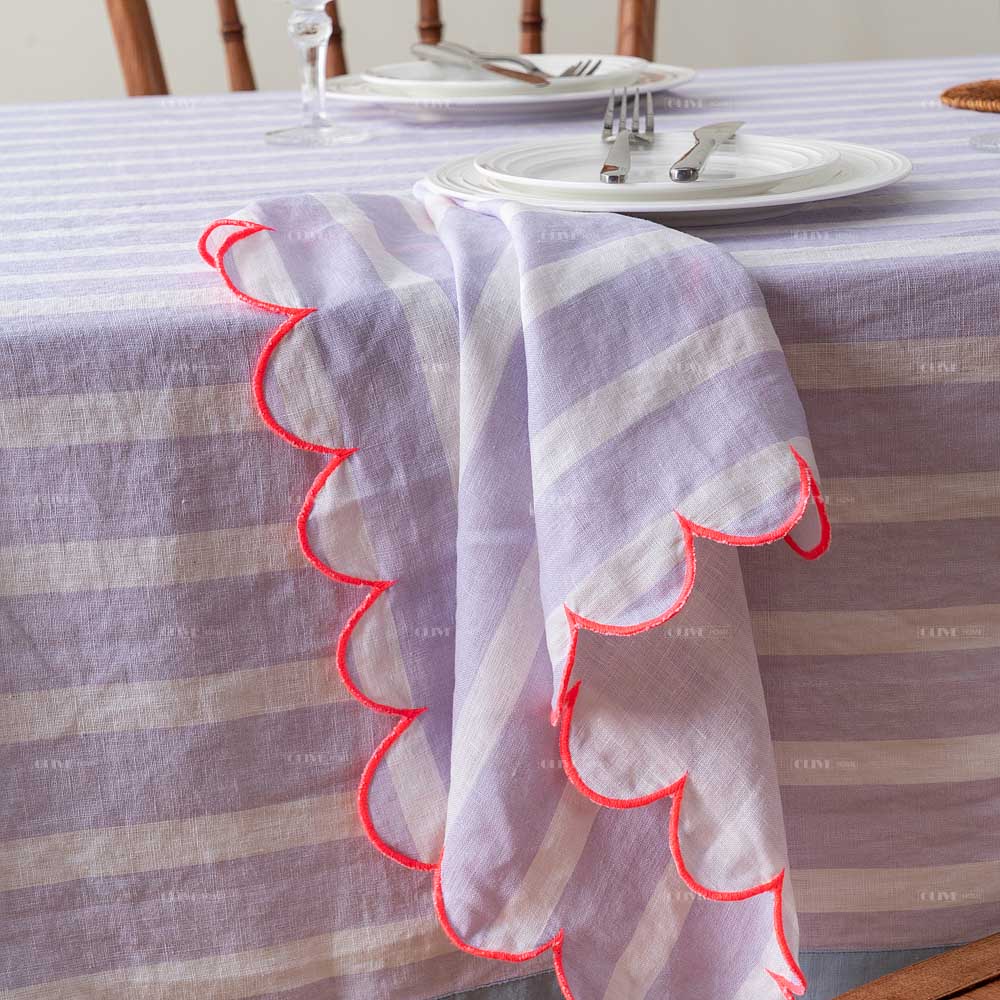 Scalloped Edge Linen Napkin 3