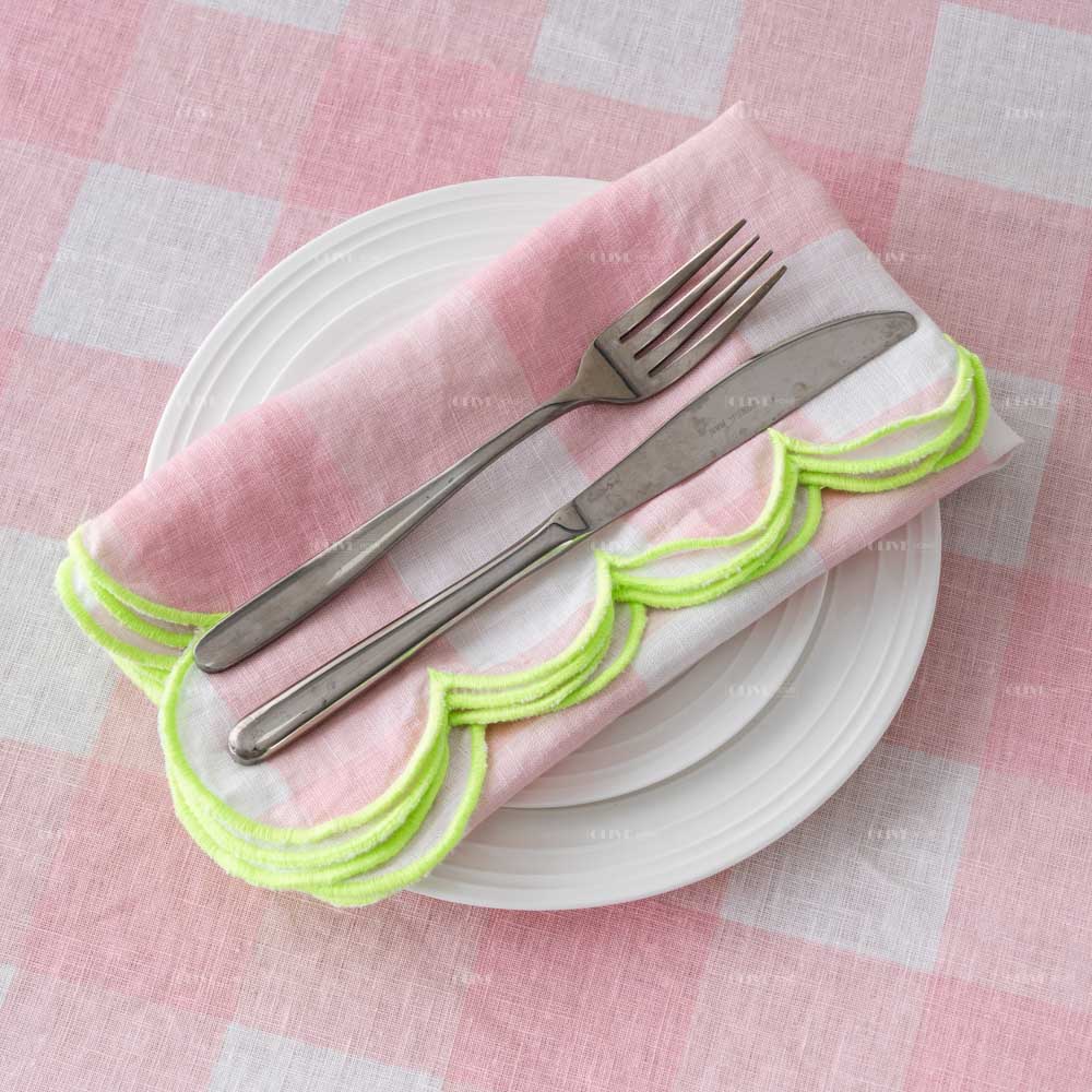 Scalloped Edge Linen Napkin 8