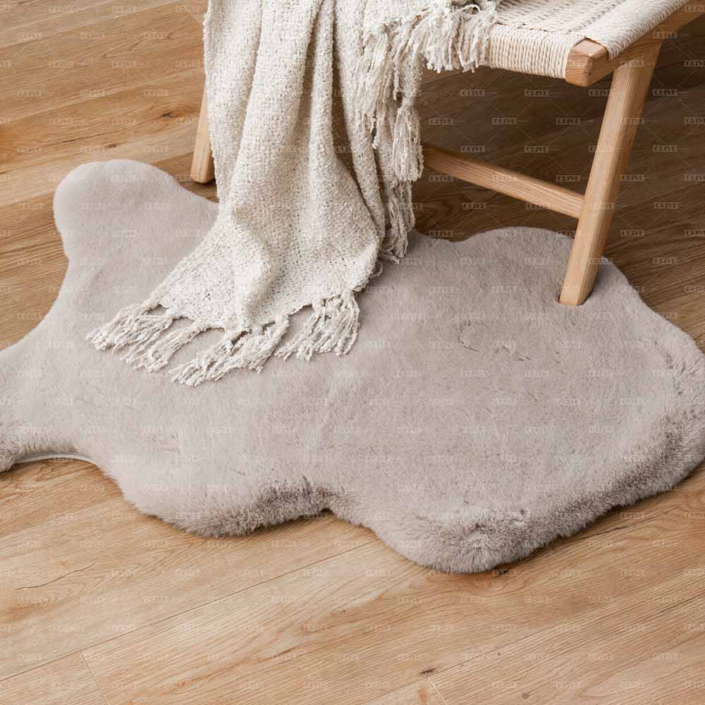 Thick Faux Sheepskin Bedside Rug 5