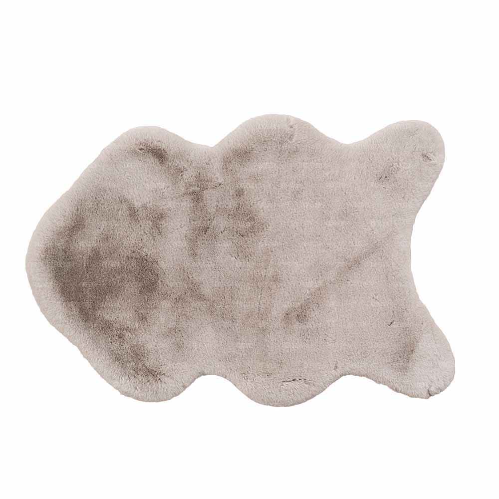 Thick Faux Sheepskin Bedside Rug 7