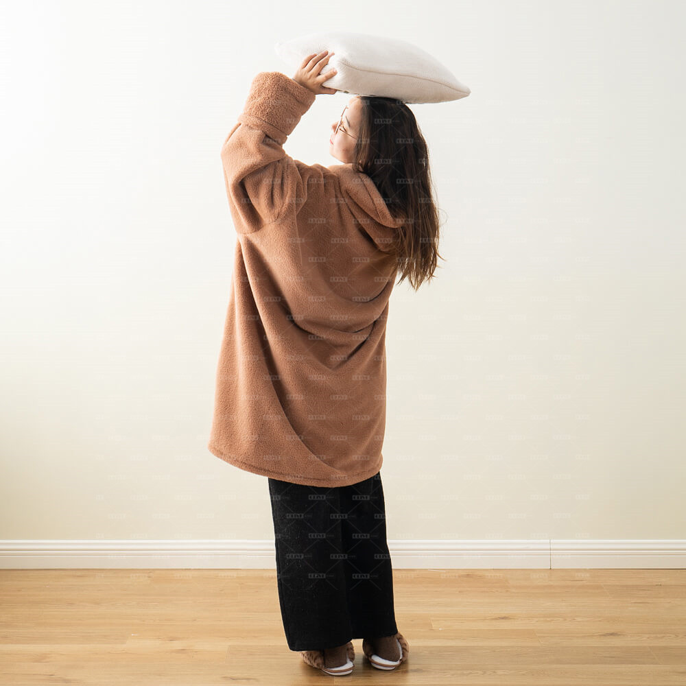 Oversized Wearable Faux Fur Hoodie Blanket 1