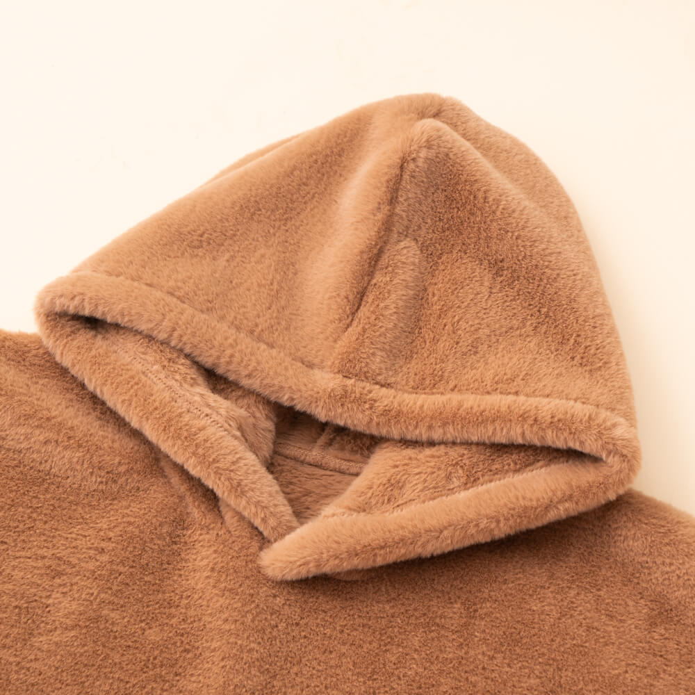 Oversized Wearable Faux Fur Hoodie Blanket 4