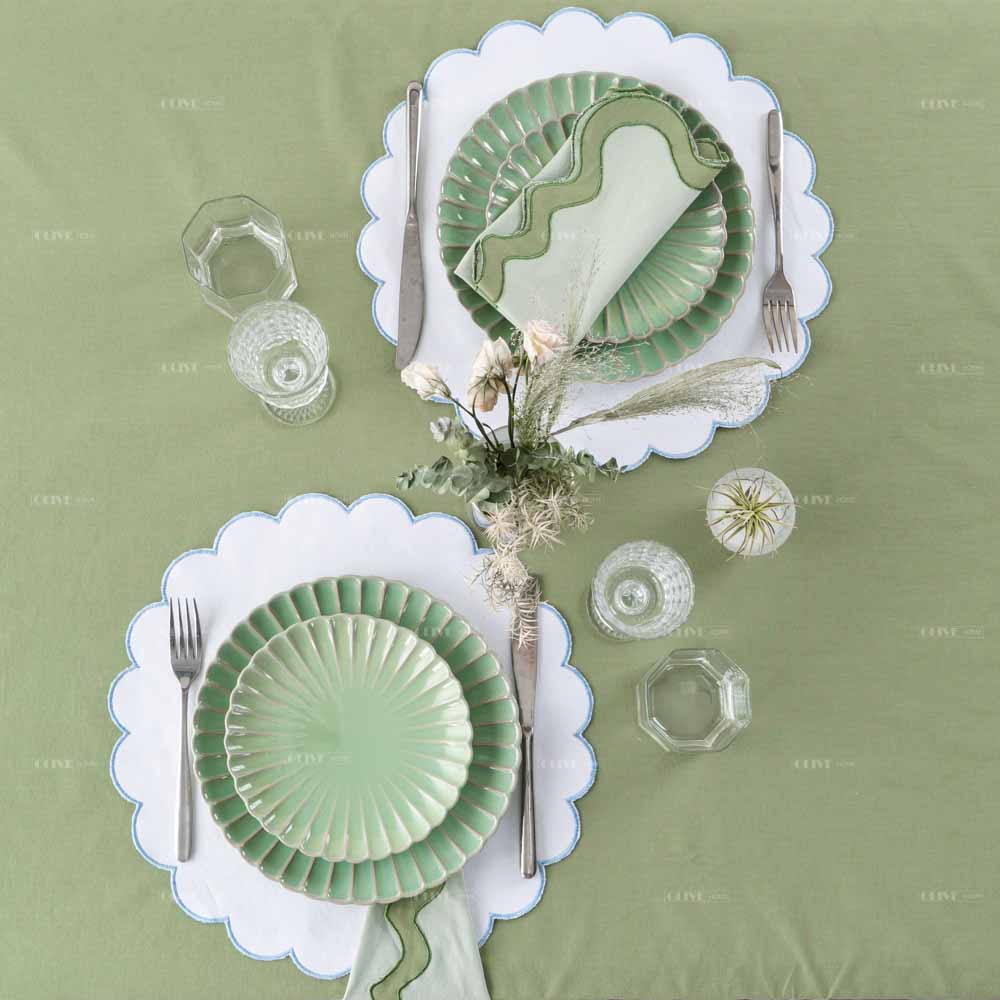 Scallop Tablecloth 4