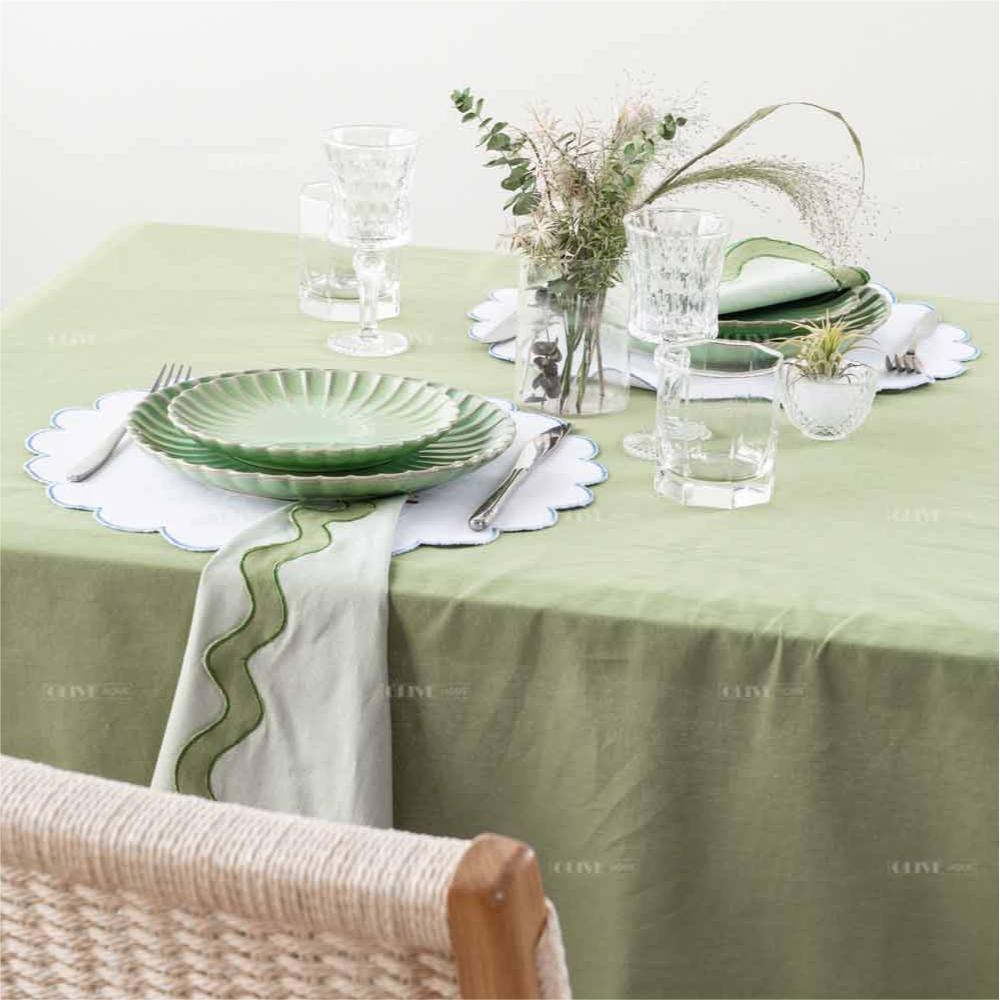 Scallop Tablecloth 5