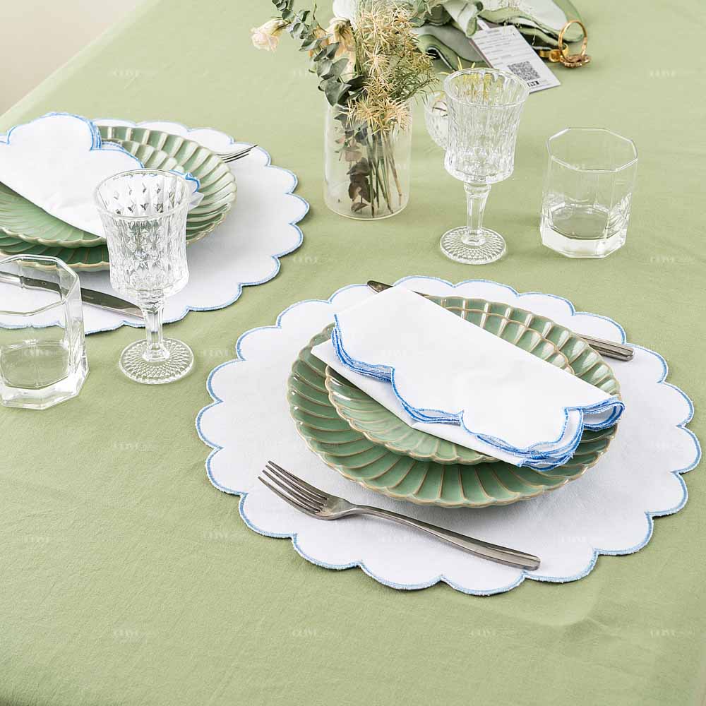 Scallop Tablecloth 9