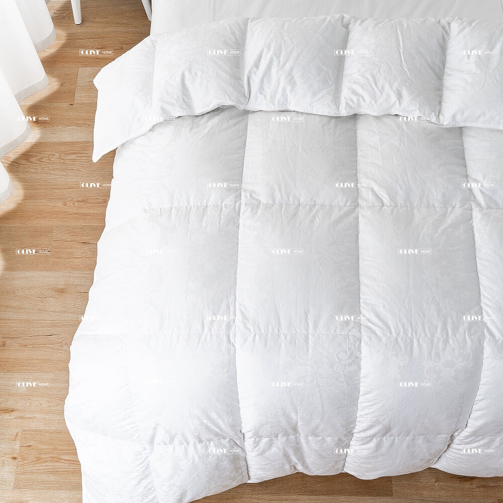 Luxury Customized Classic Down Comforter 3