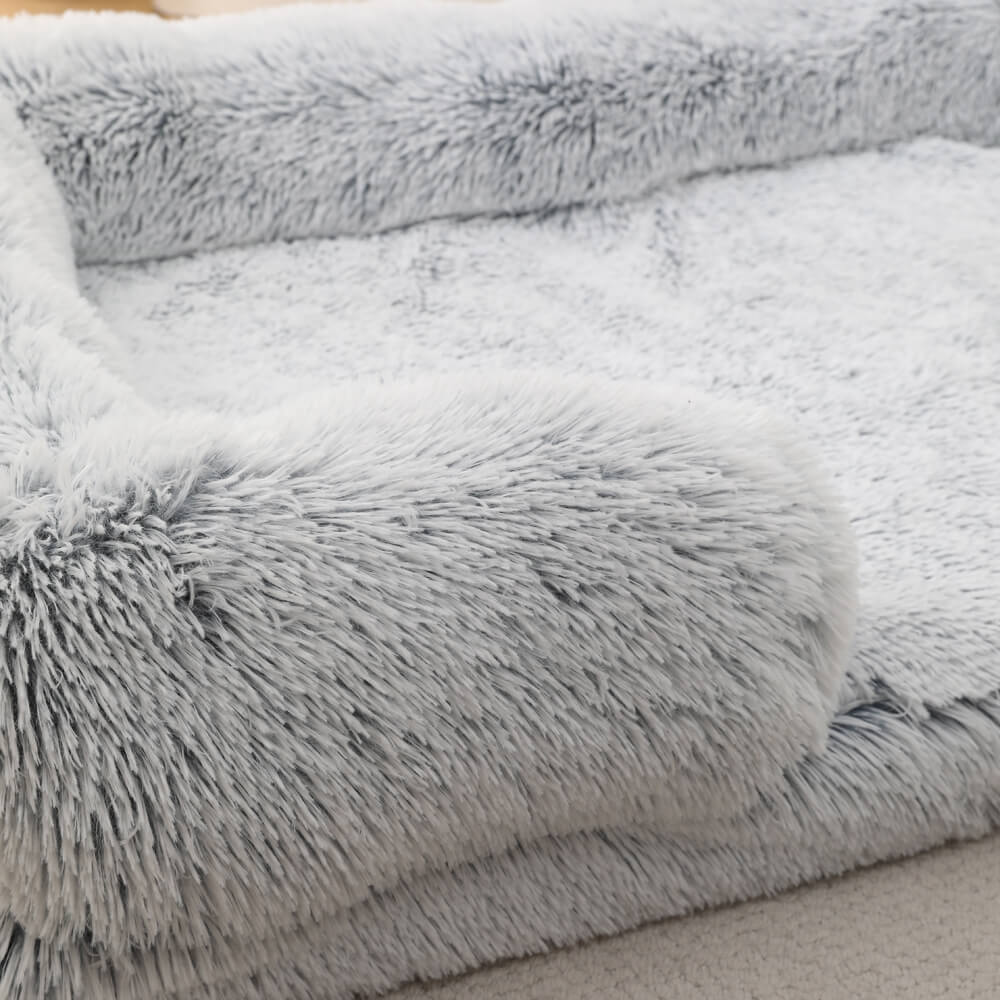 Close-up of premium soft long plush fabric on calming dog bed, non-toxic pet-safe material for volume retail purchasing