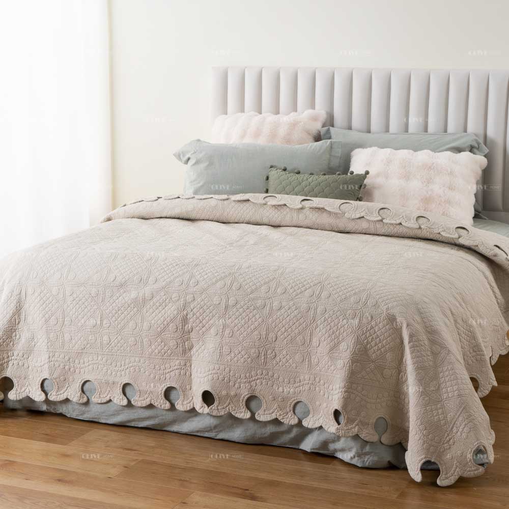 Beige cotton quilt 6