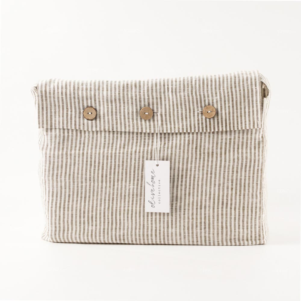 Sustainable fabric pouch packaging with wooden buttons for premium linen duvet cover set, custom OEM bedding manufacturer.