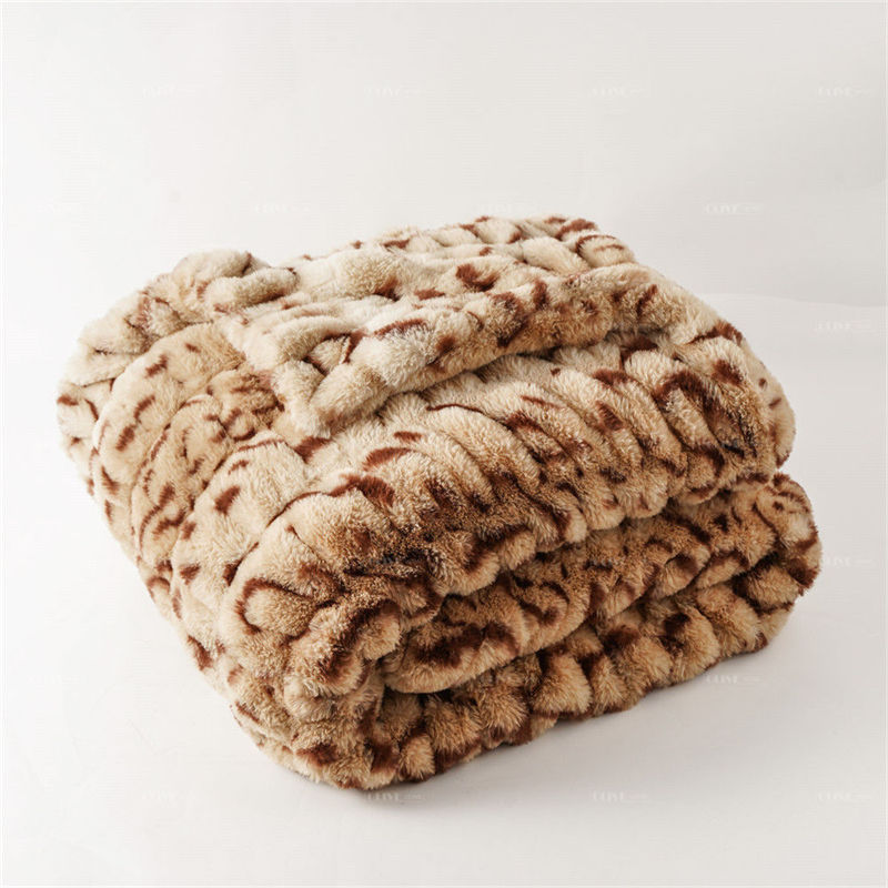 printed ruched faux fur blanket 7