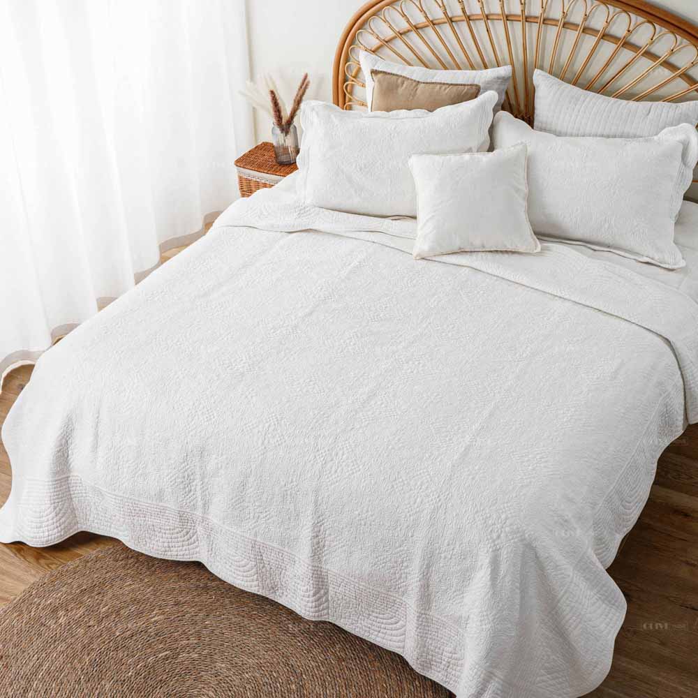 Snow white cotton coverlet 5
