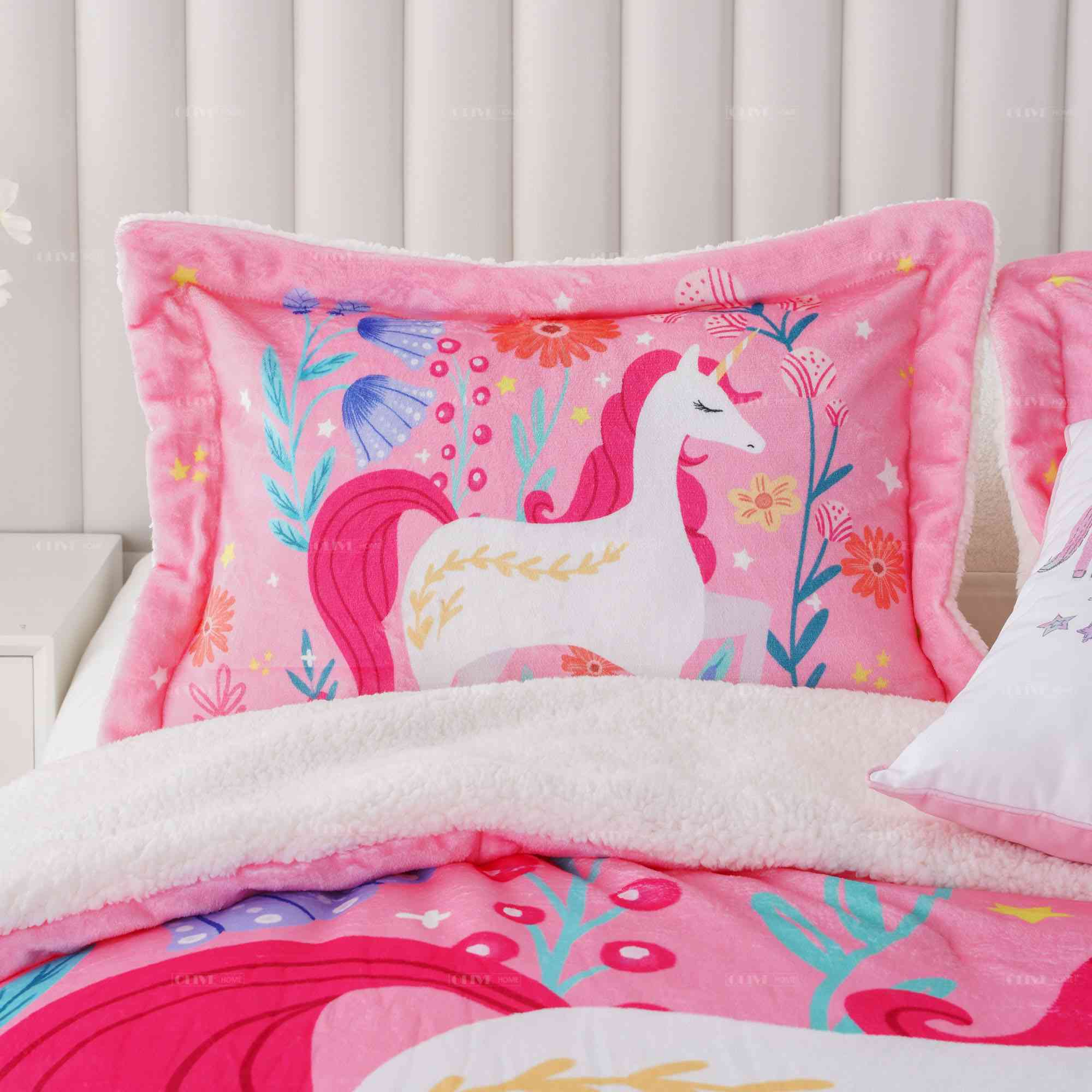 Kids Unicorn Sherpa comforter 1