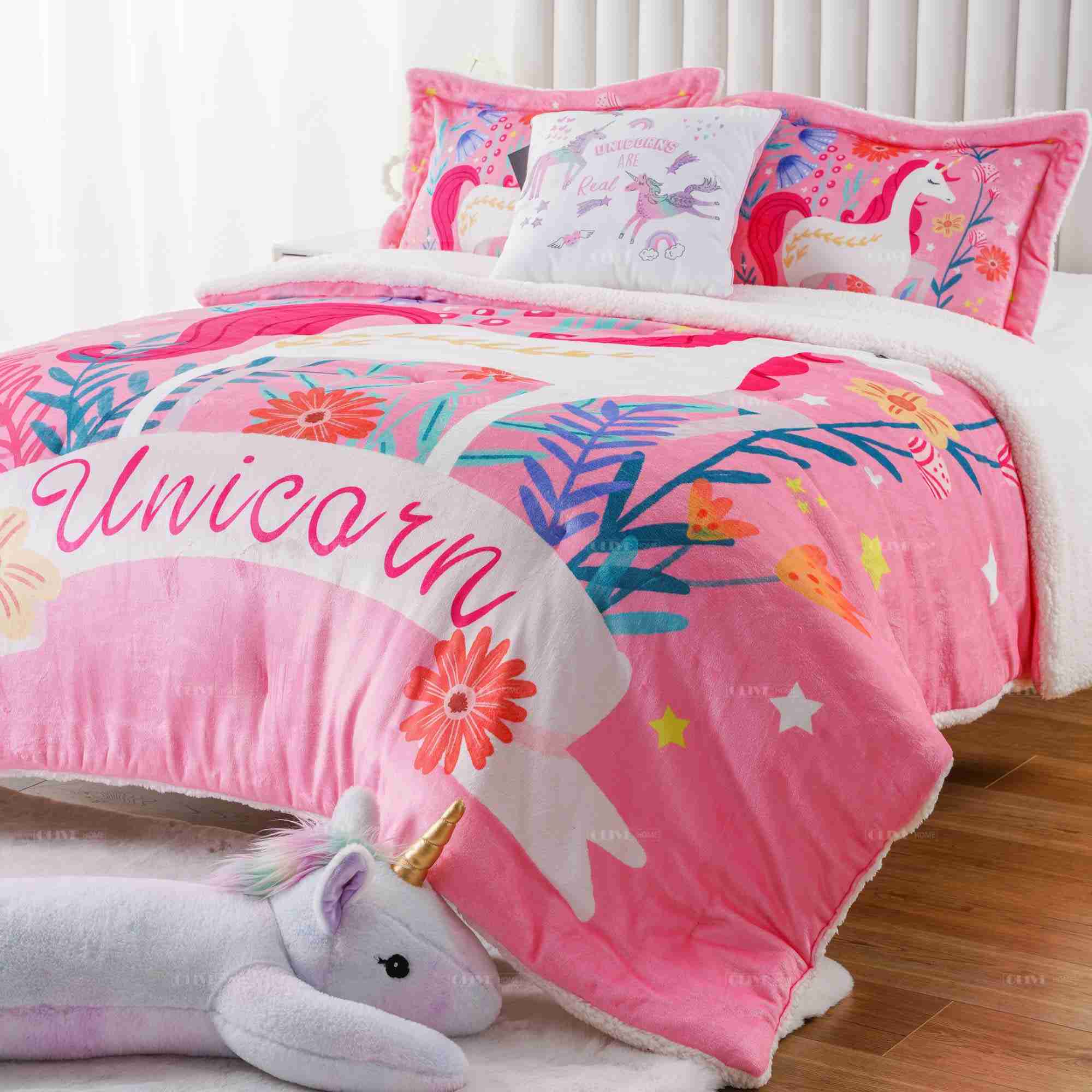 Kids Unicorn Sherpa comforter 2