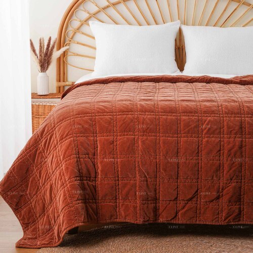 Velvet Bedspread 1 1