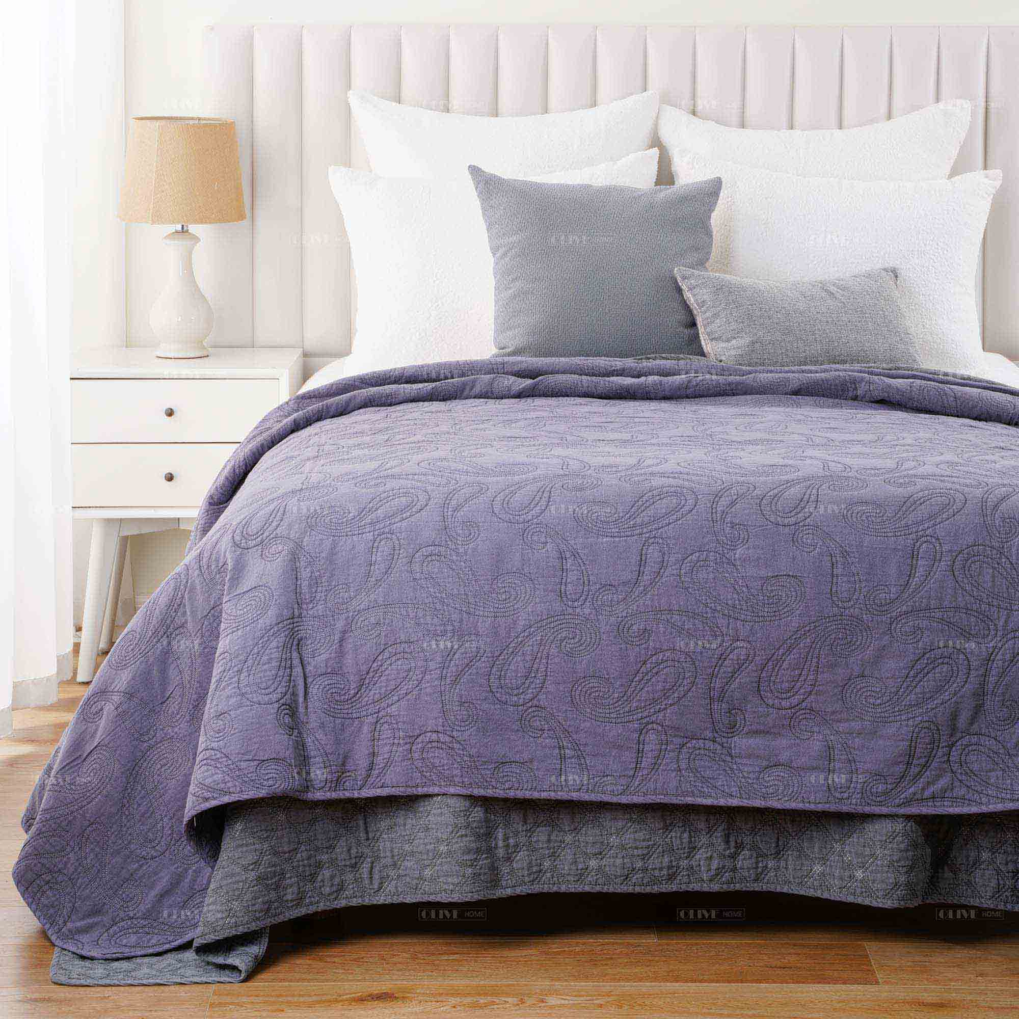 Paisley cotton coverlet 1