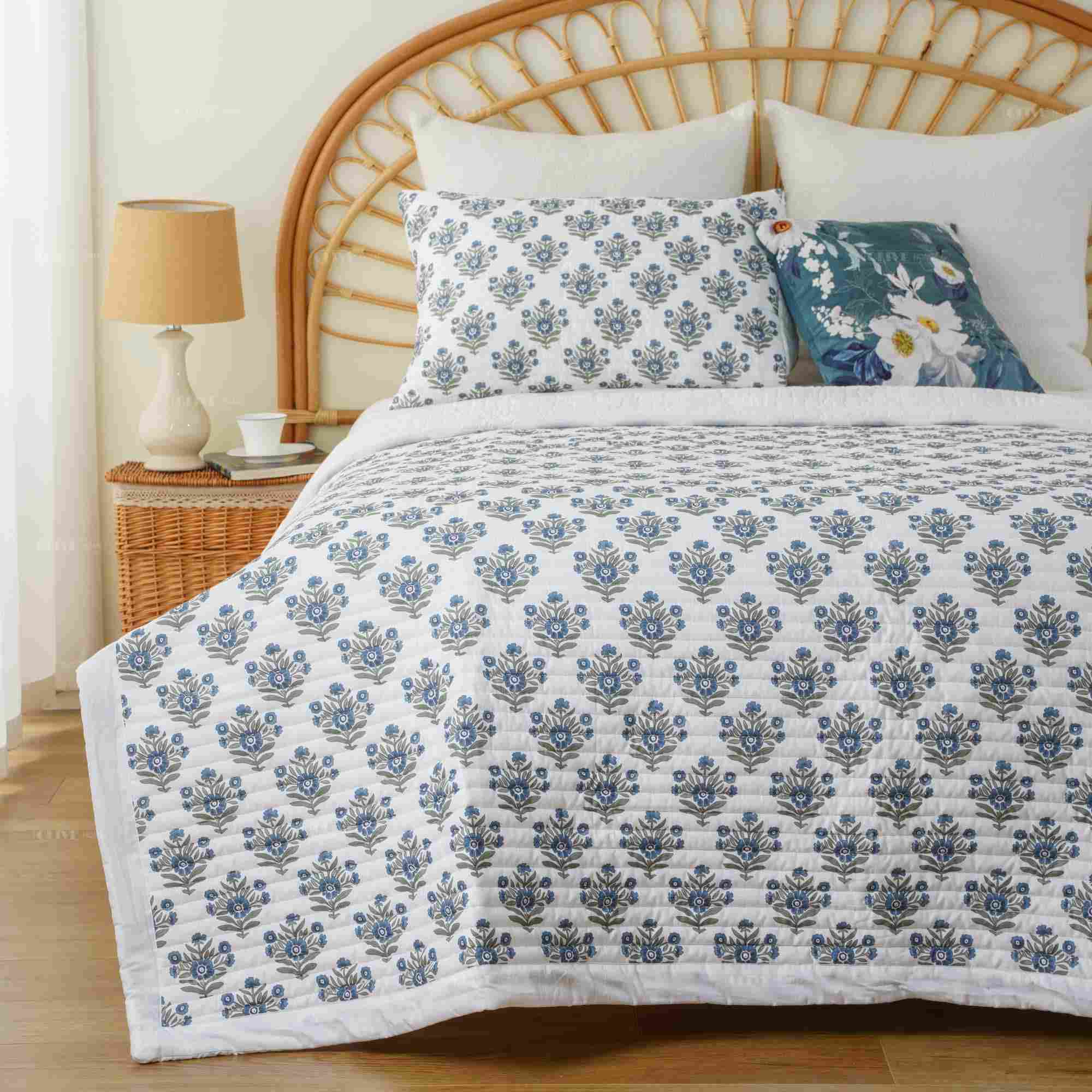 Cotton bedspread 1