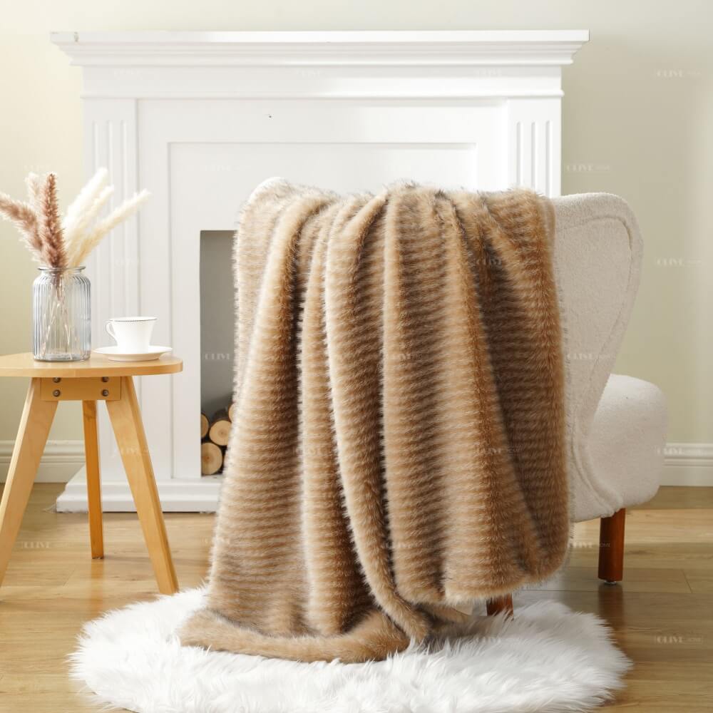 Low moq jacquard faux fur blanket 3