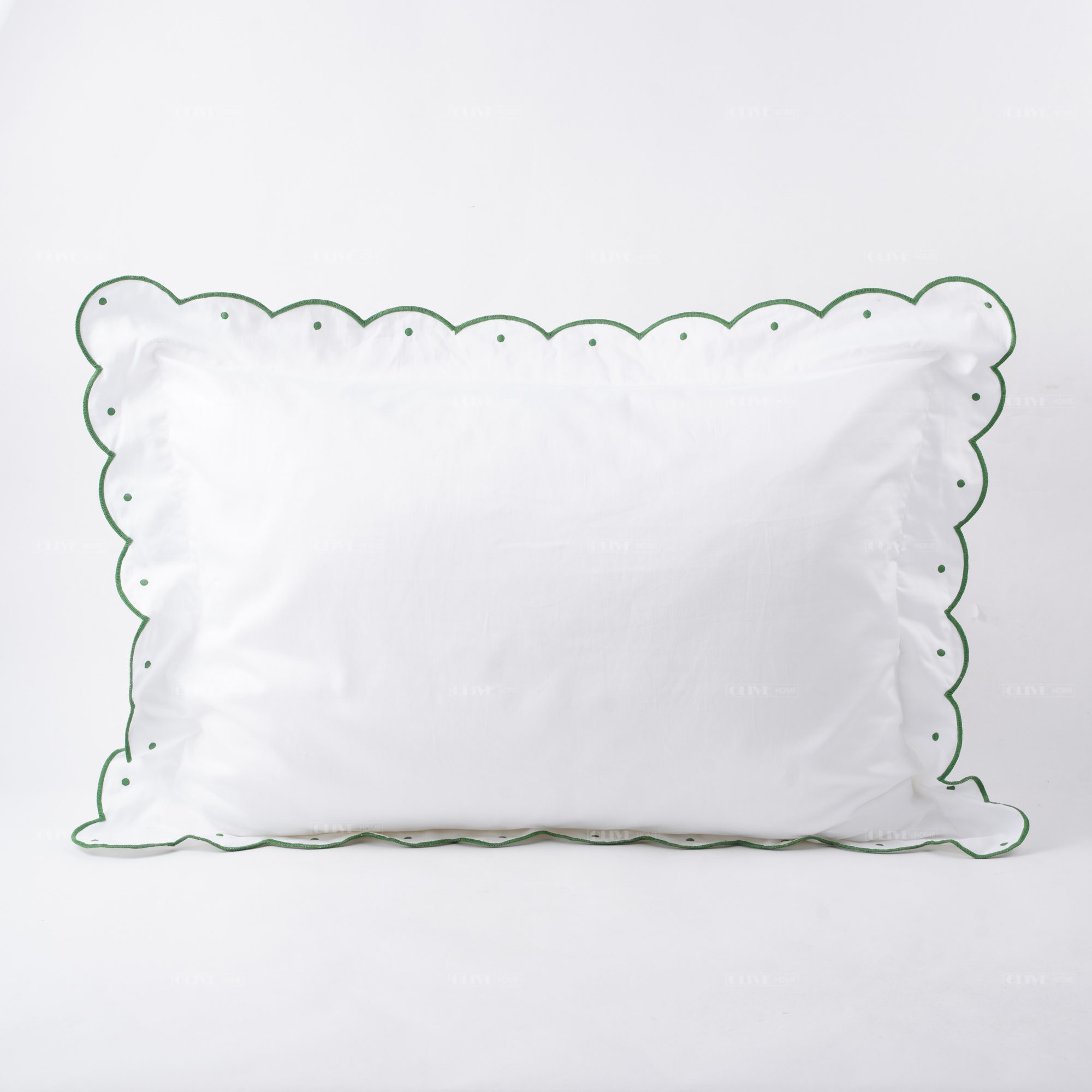 Scalloped cotton pillow sham 1
