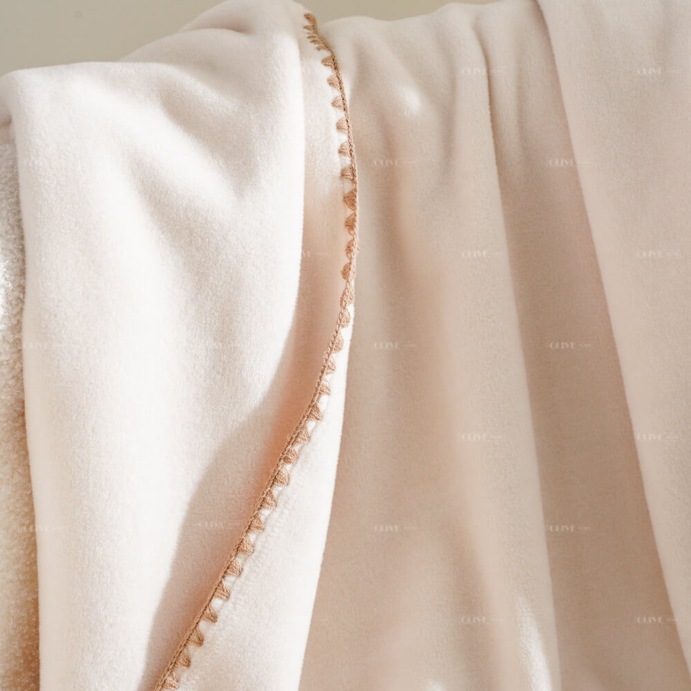Ultra Soft Fleece Blanket 4