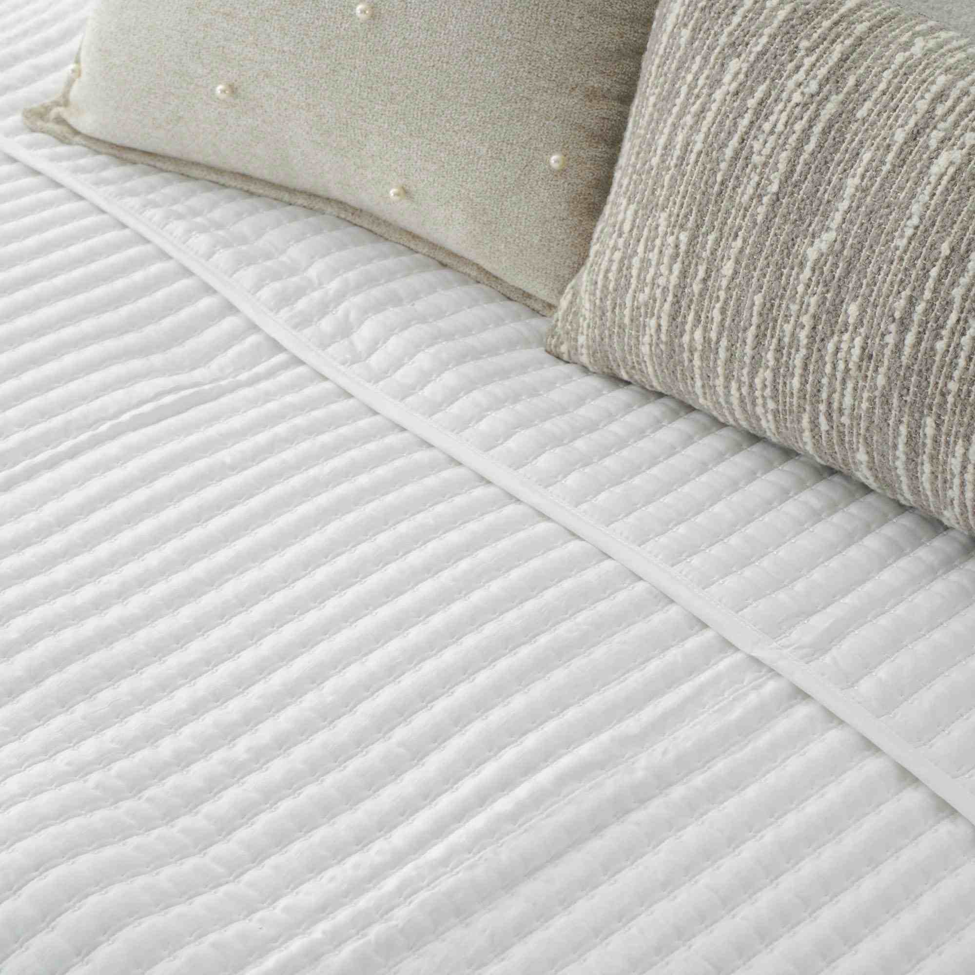 brushed microfiber quilt 13