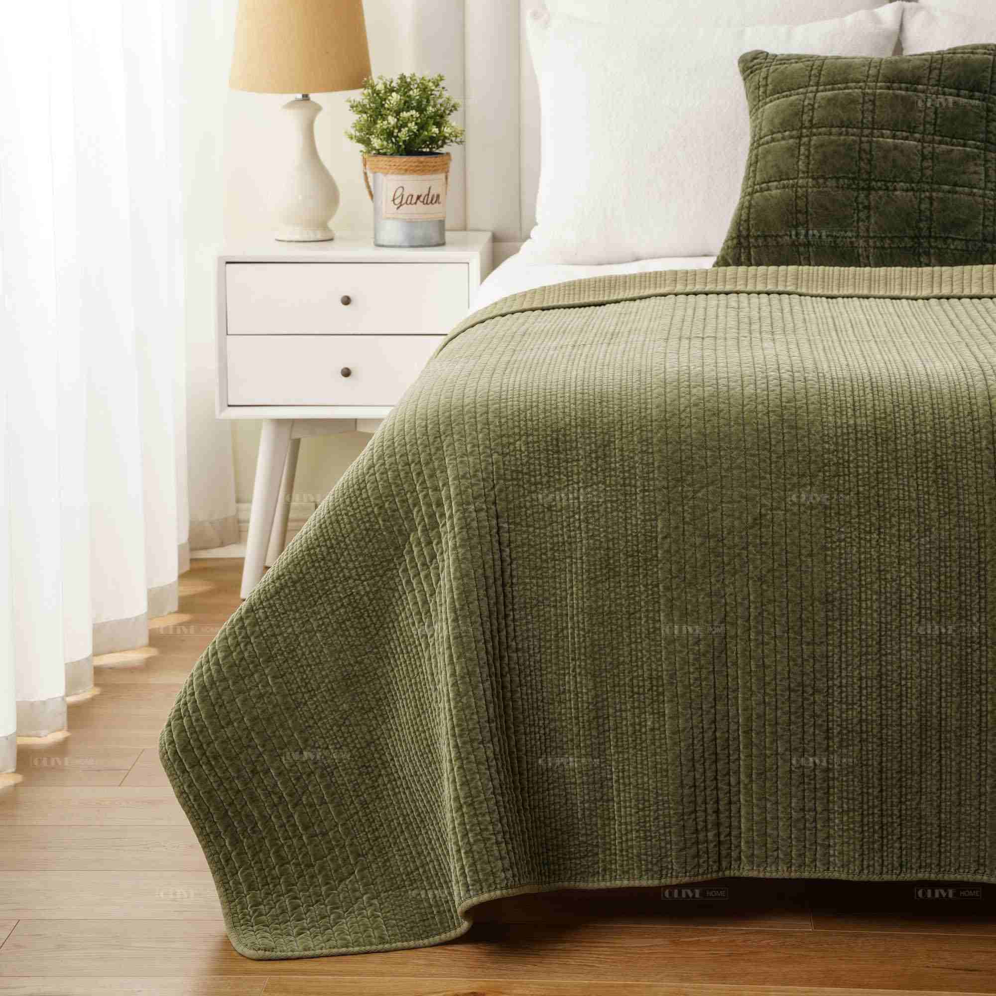 Cotton velvet quilted bedspread 12