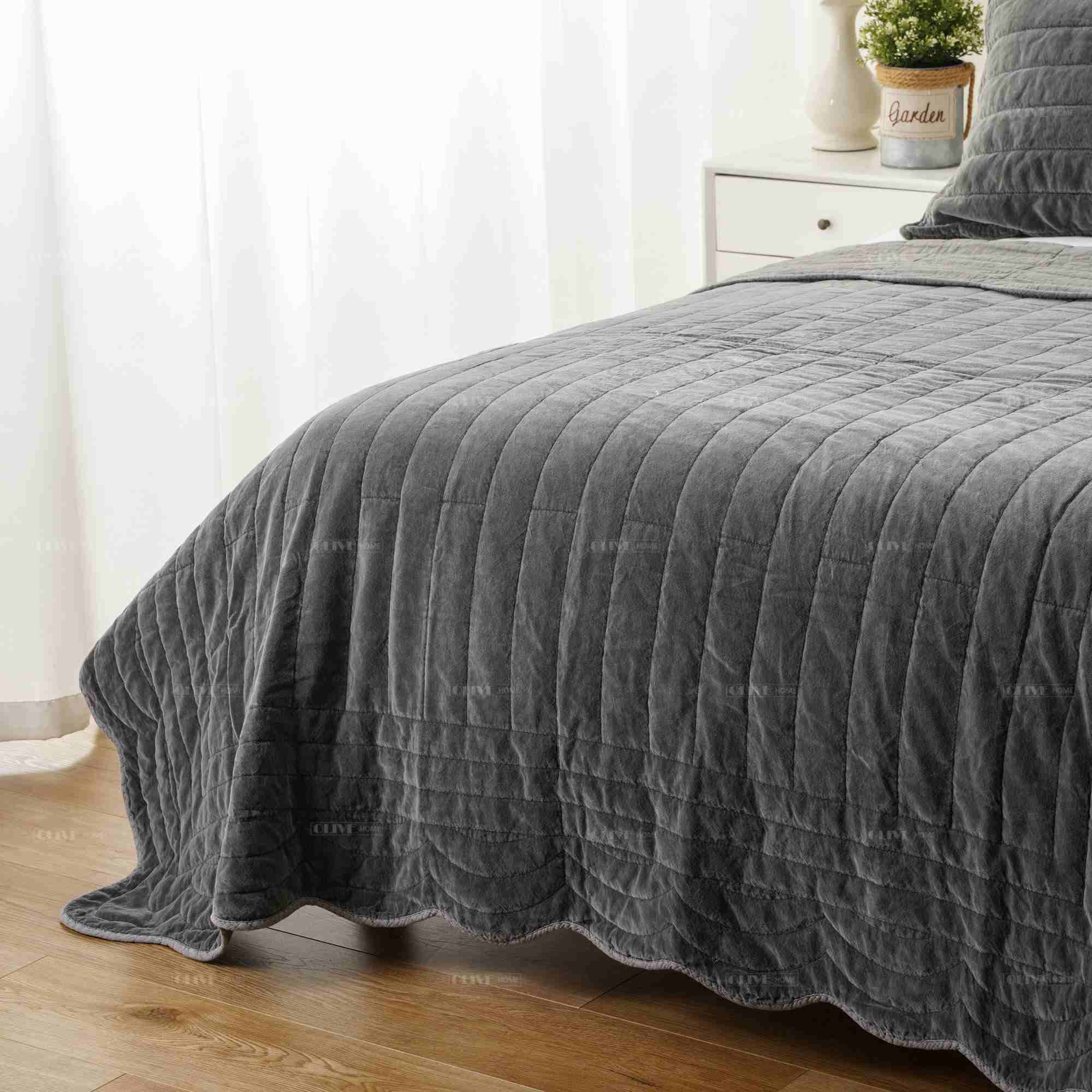 Cotton velvet quilted bedspread 2
