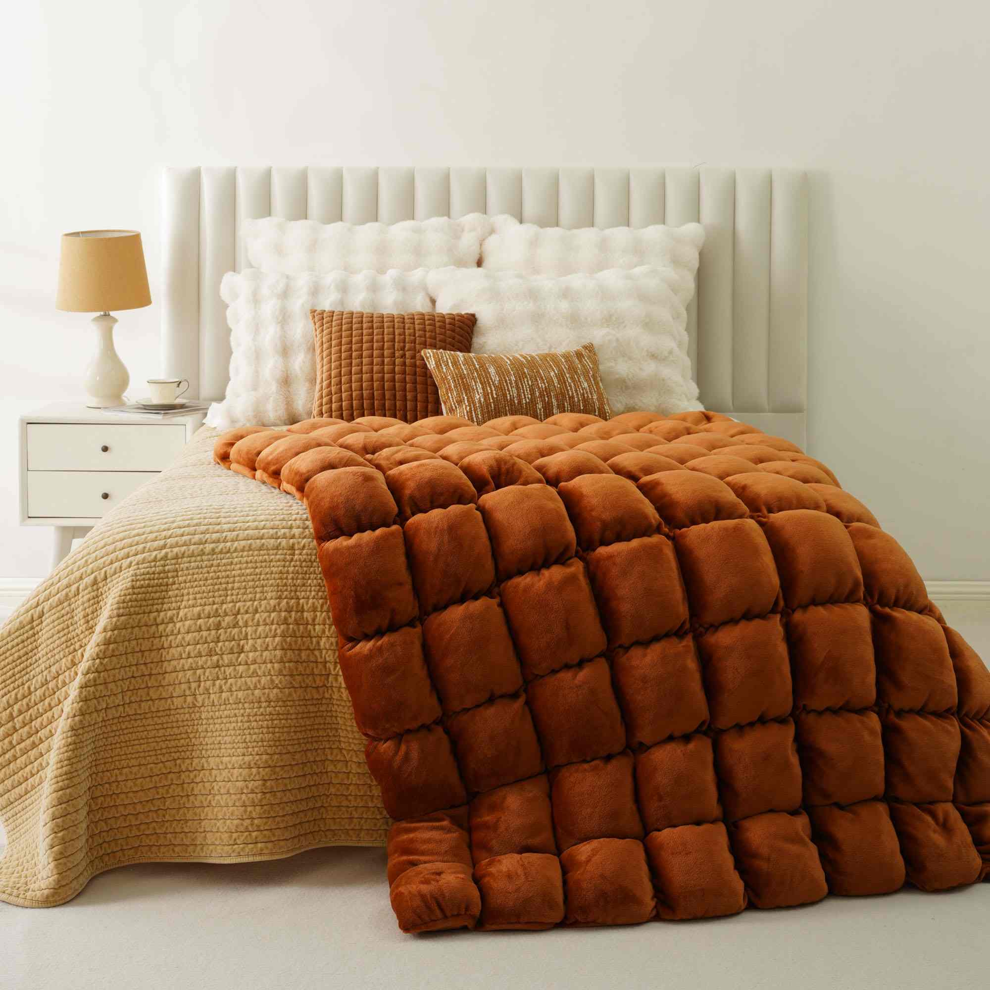 Fluffy Bubble Comforter 3
