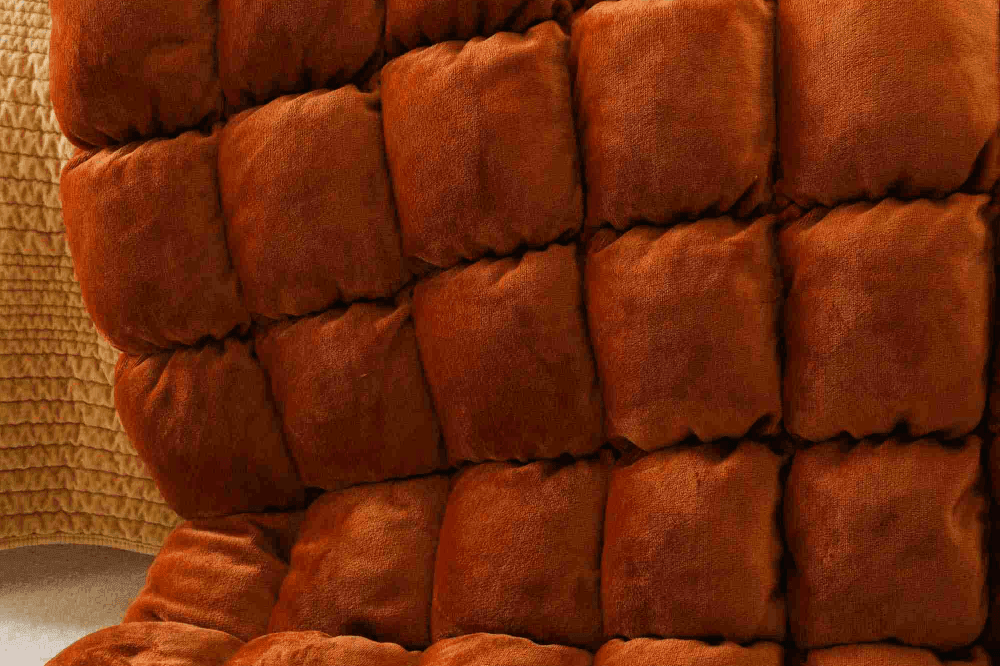 Fluffy Bubble Comforter 6