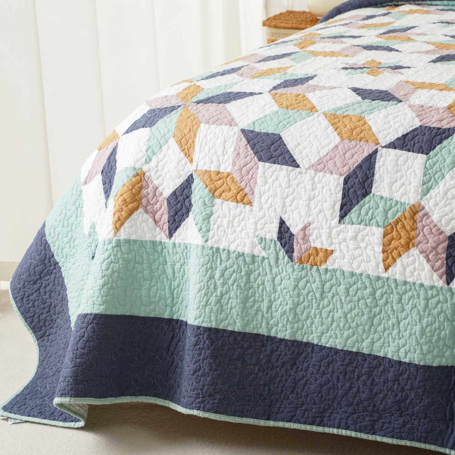 Patchwork Cotton Quilted Bedspread 1